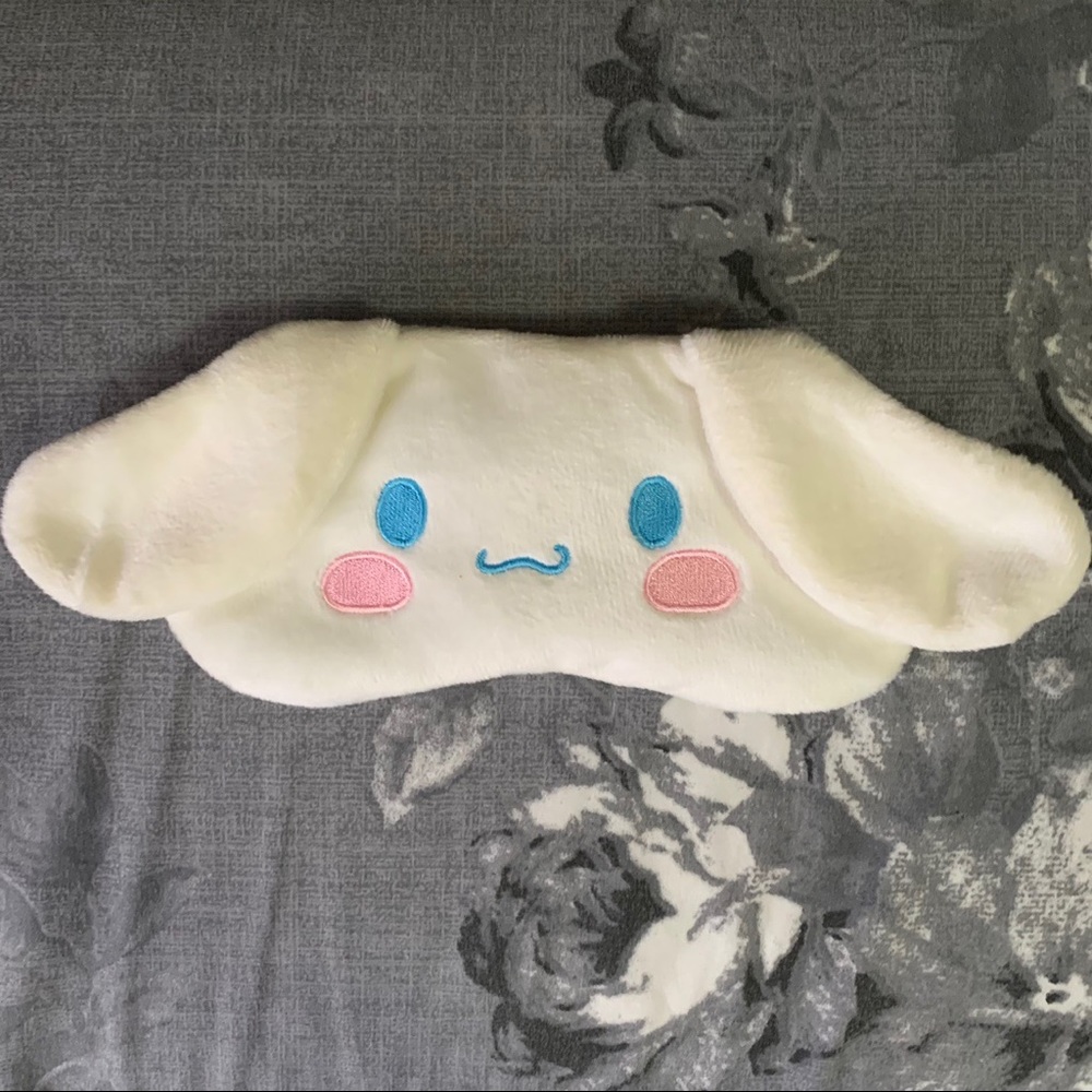 Cinnamoroll sleeping mask from Miniso
